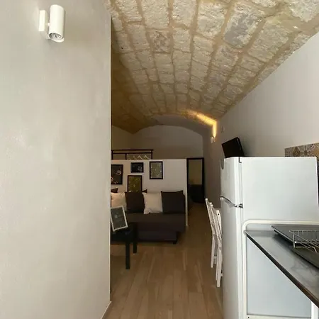 Guest house Landlord 31- Old Town