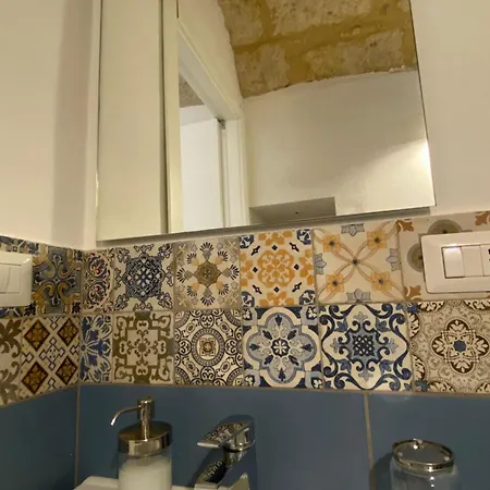 Landlord 31- Old Town * Bari