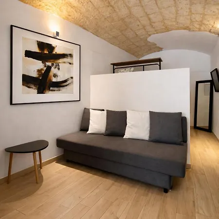 بيت ضيافة Landlord 31- Old Town باري